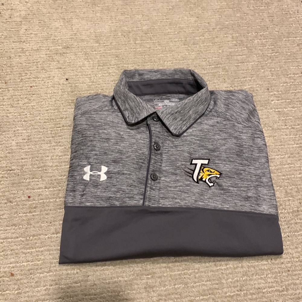 NWOT Men’s Towson Tiger Under Amour Polo